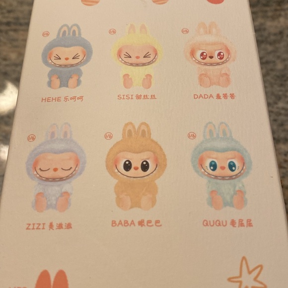 POP MART HAVE A SEAT LABUBU - Picture 4 of 6